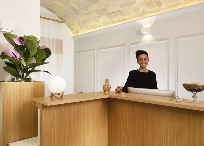 Magica Luna Boutique - 3* Roma